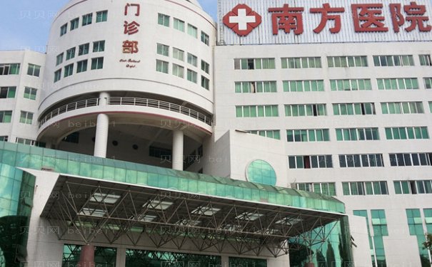 广州硅胶隆胸前十名医院