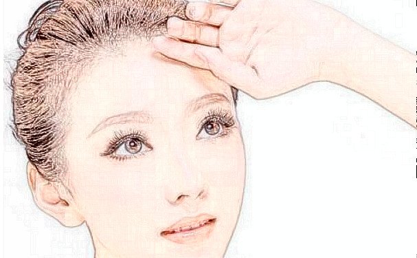 青岛华韩赵煜楠会做眼袋手术吗？要多少钱？价格表一览
